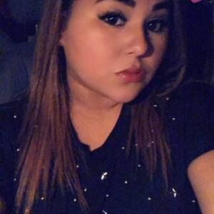 Meet your Posher, Perla